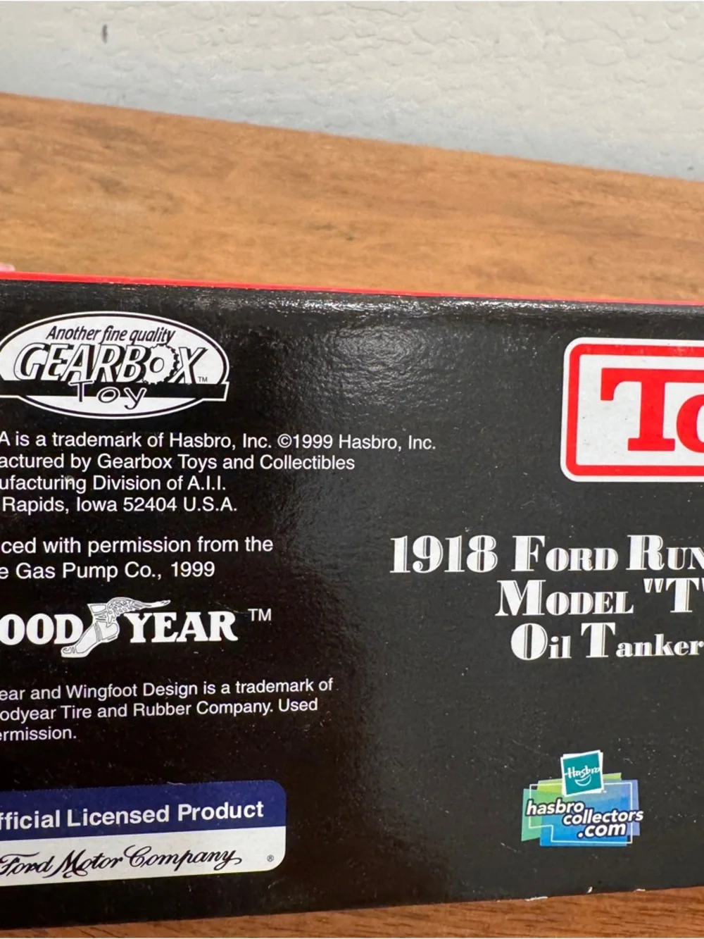 Vintage Tonka 1918 Ford Model T Runabout Wayne Gas Pump Coin Bank New